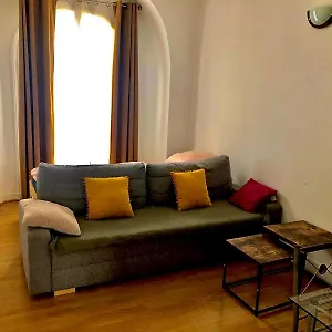 Cosy In Parigi
