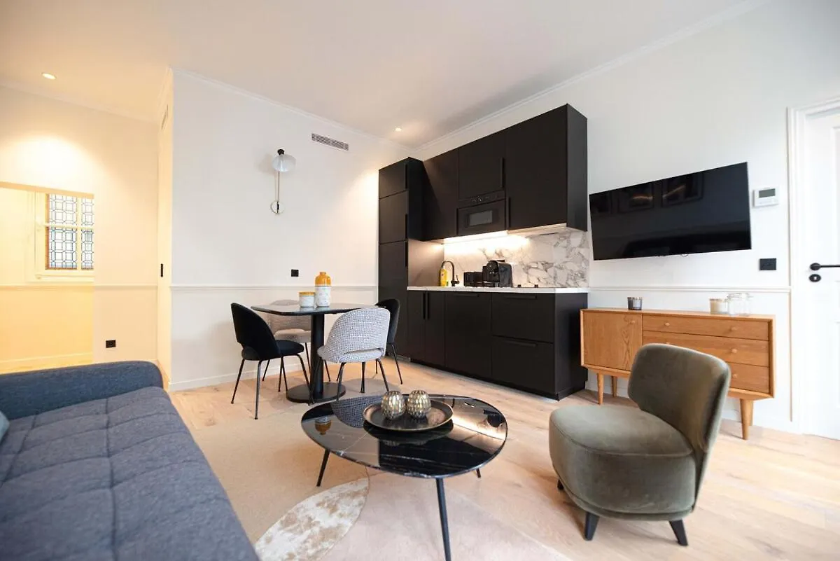 Lejlighed Appartement De Luxe Dans Le Centre De Paris 2-4P